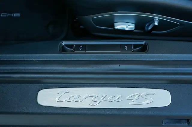 Porsche 991 911 991.1 Targa 4S DSG *Erstlack*Neuzustand* Ansicht 16