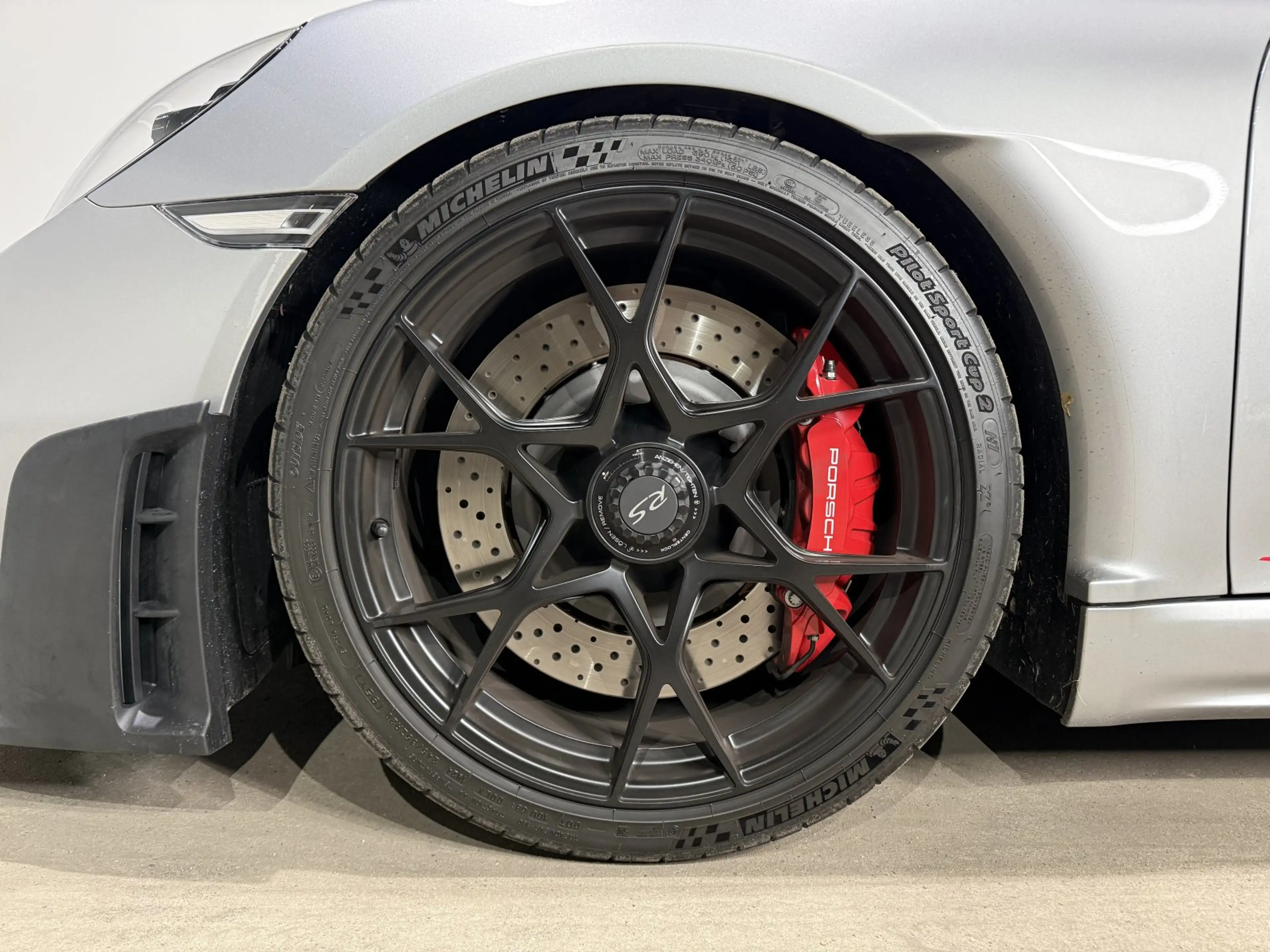 Porsche 718 Spyder RS 4.0 Weissach PDLS LIFT Approved — photo 14