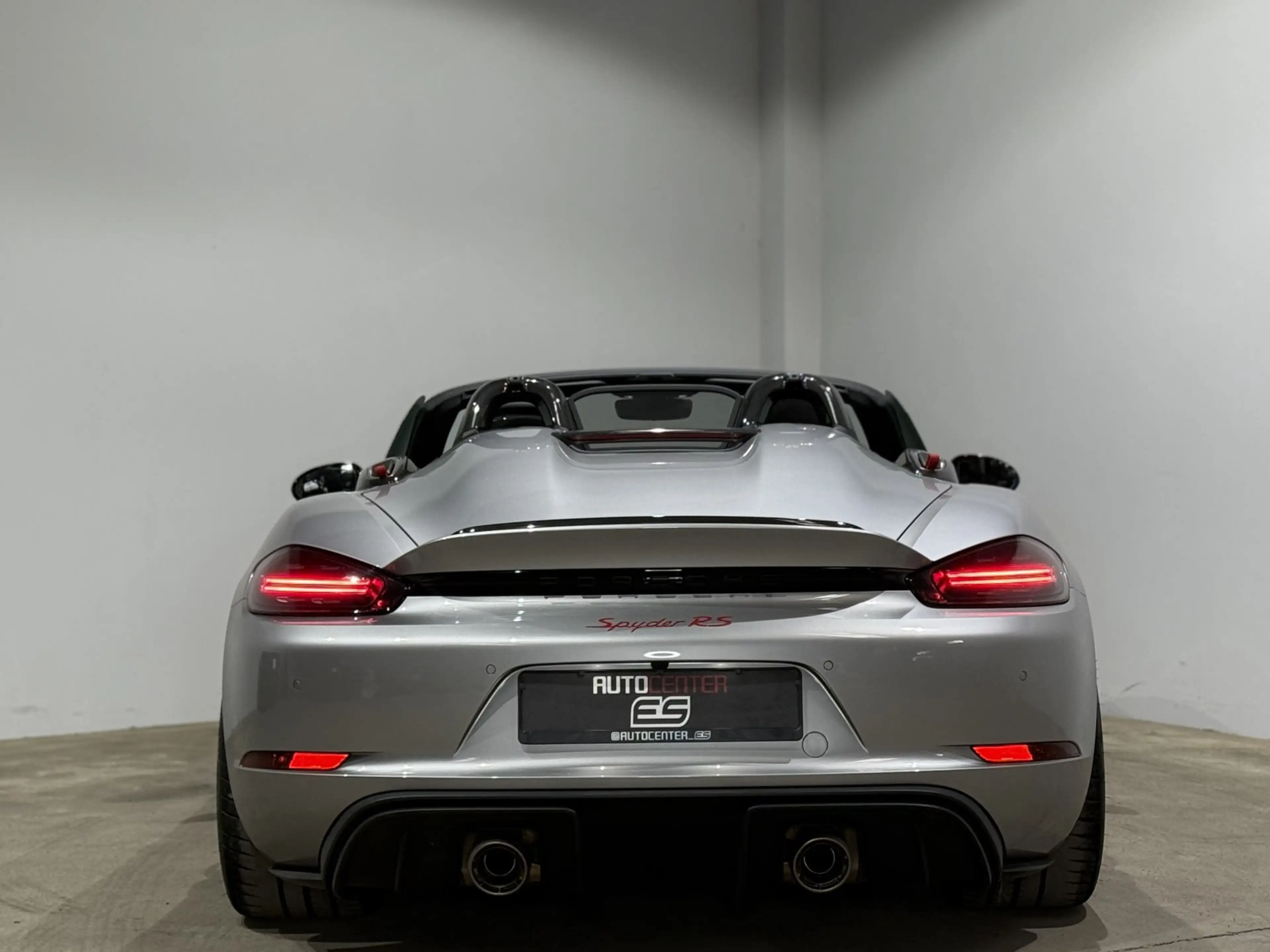 Porsche 718 Spyder RS 4.0 Weissach PDLS LIFT Approved — photo 6