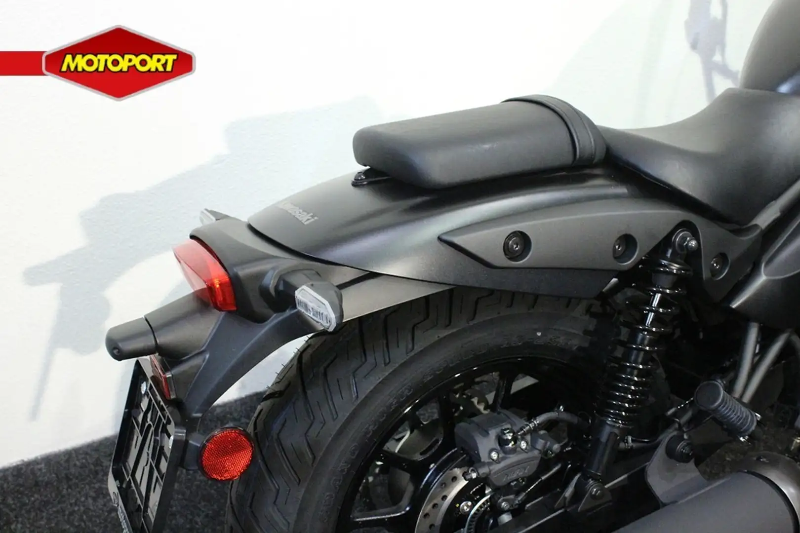 Kawasaki Eliminator 500 Schwarz - 2