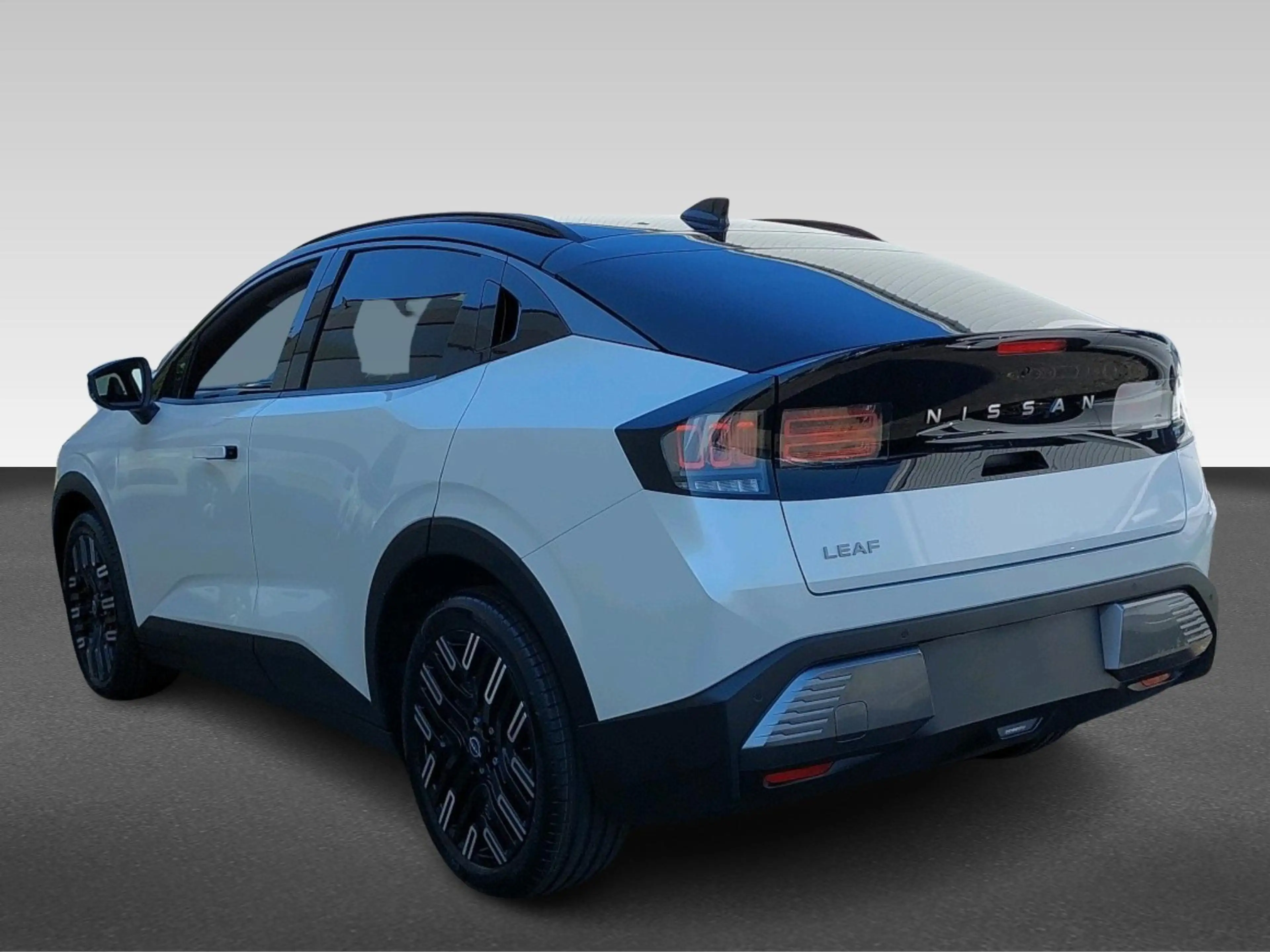 Nissan Leaf 75 kWh Evolve A/T — photo 3