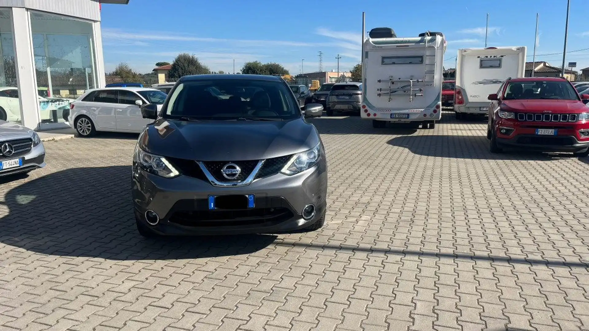 Nissan Qashqai 1.5 dCi N-Connecta ***PREZZO COMMERCIANTI*** Gris - 1