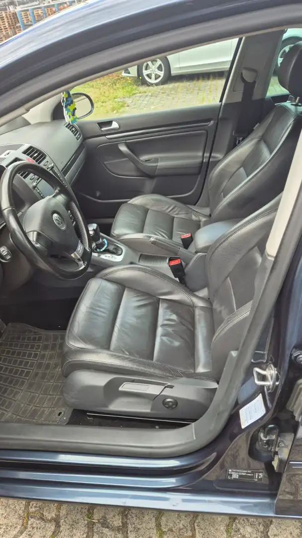 Volkswagen Golf GT Blau - 2