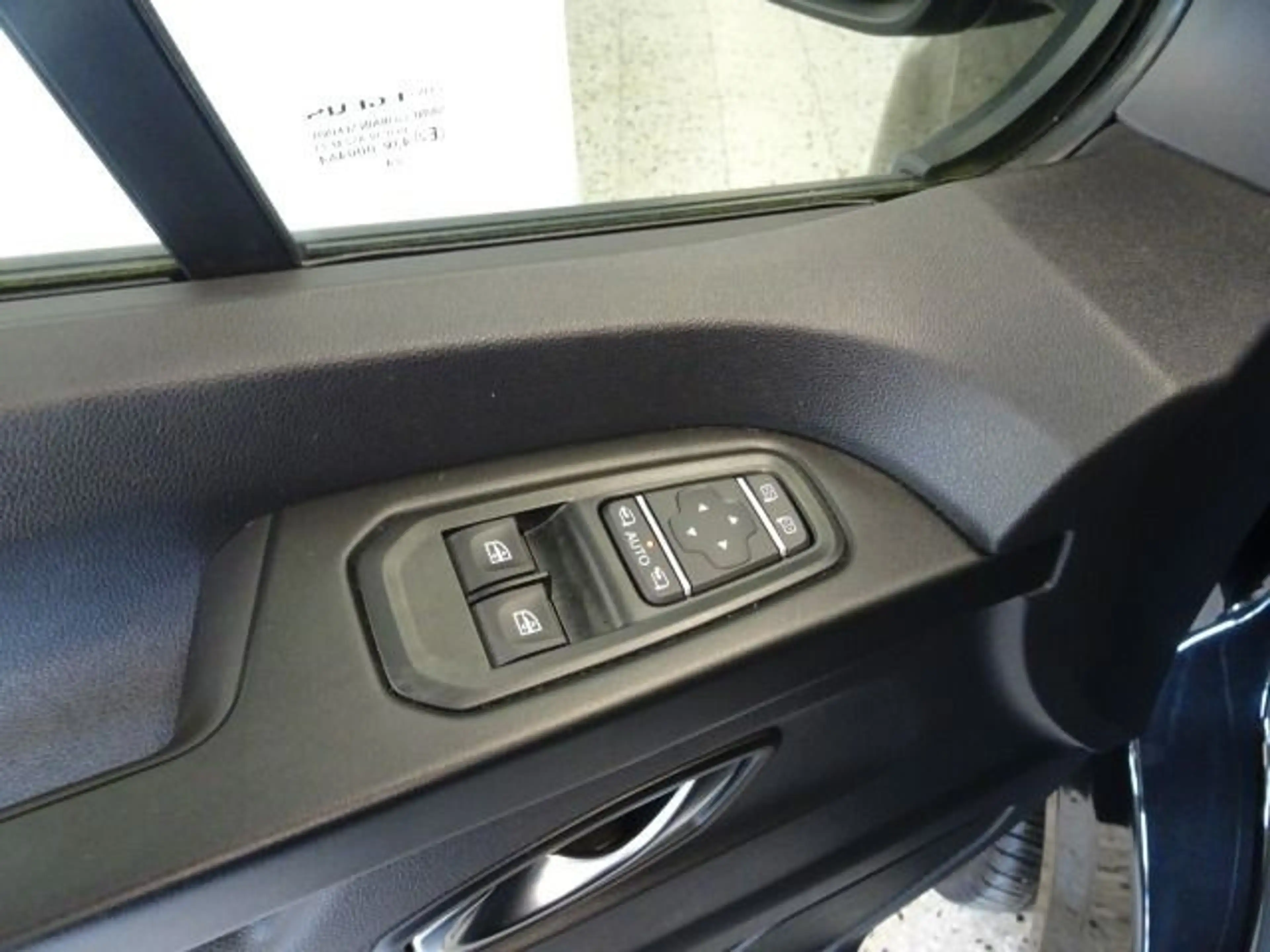 Nissan Primastar 3,0t dCI 150 L2 H1  2 Schiebetüren — photo 15