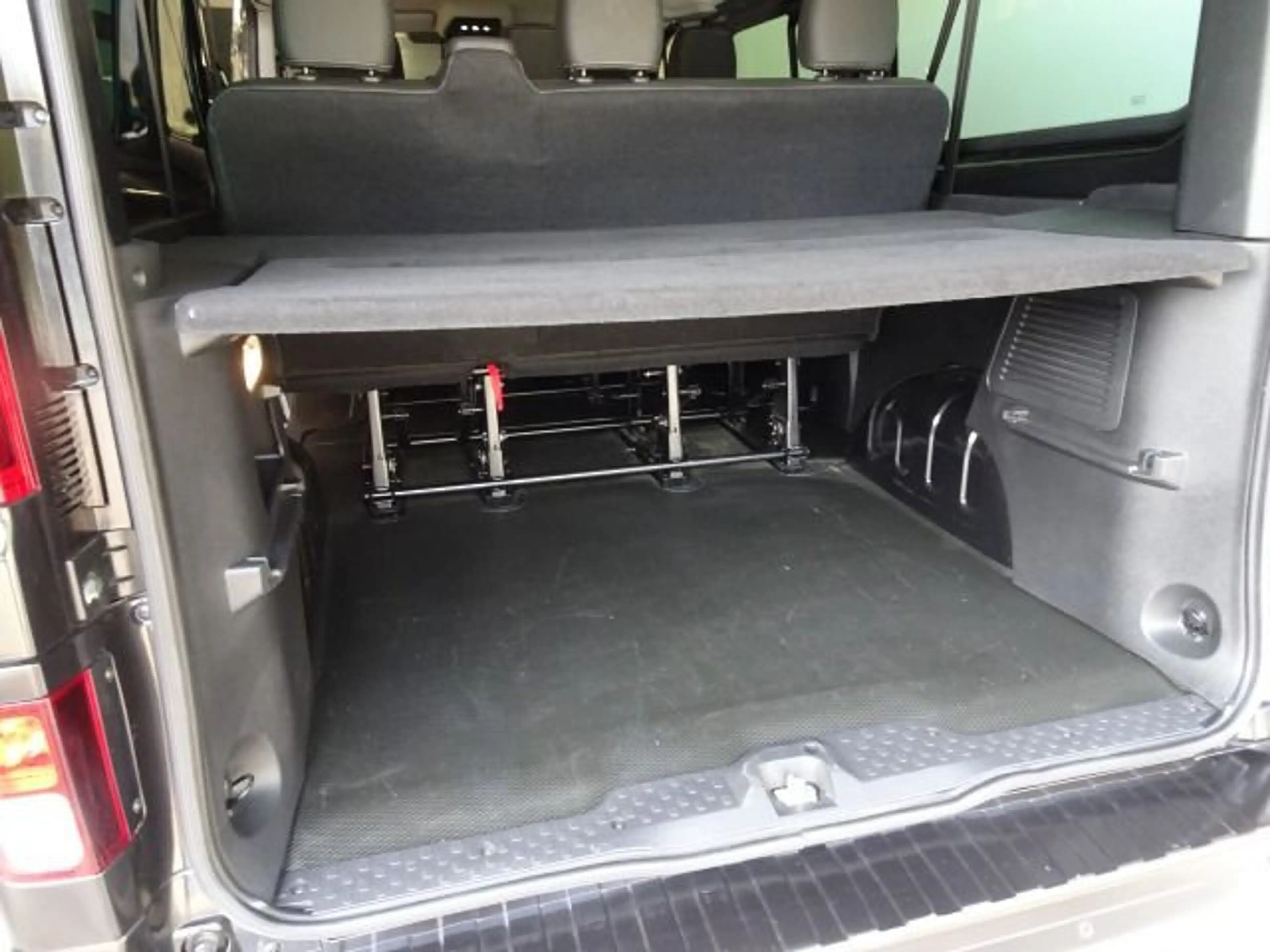 Nissan Primastar 3,0t dCI 150 L2 H1  2 Schiebetüren — photo 13