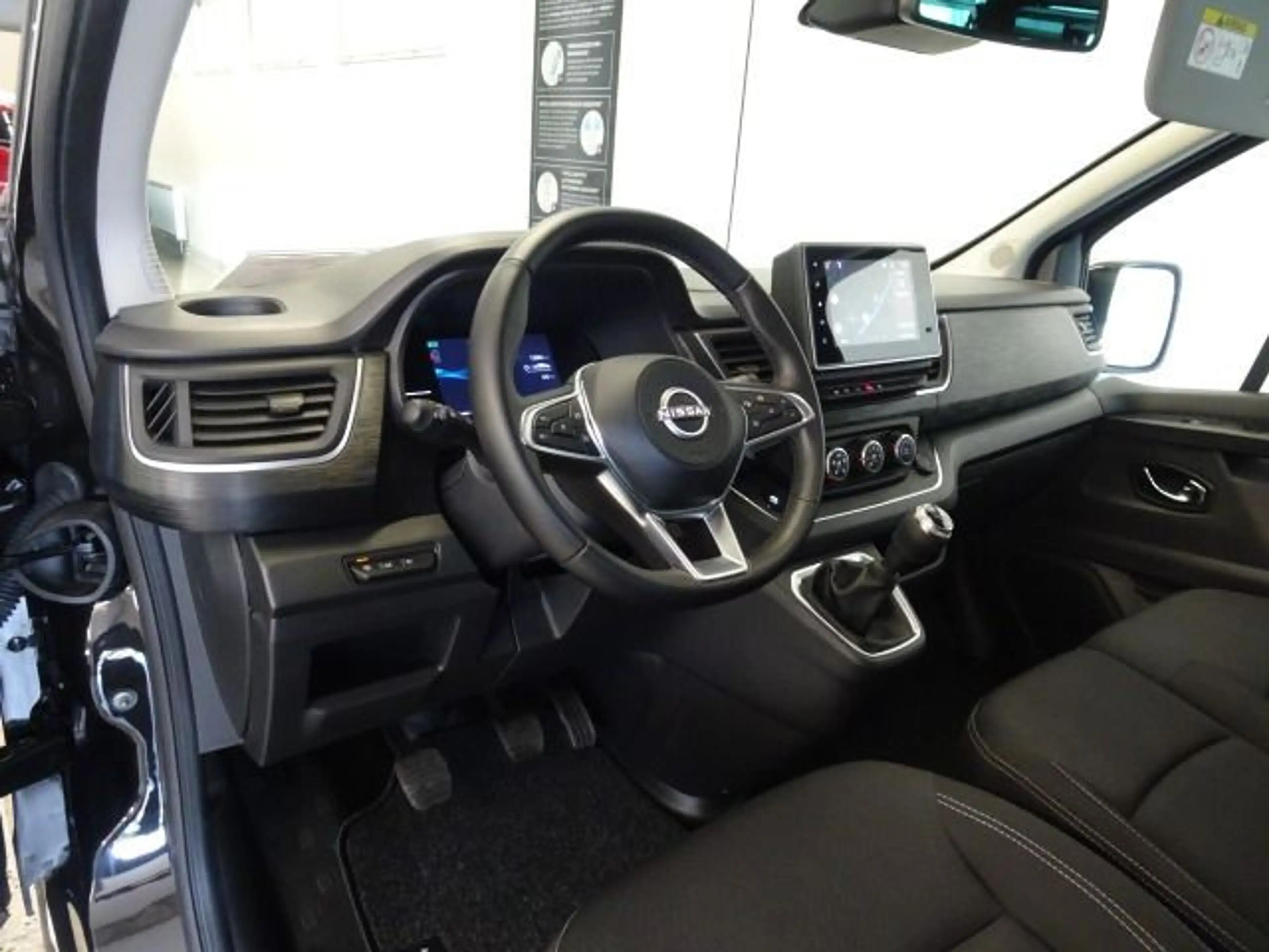 Nissan Primastar 3,0t dCI 150 L2 H1  2 Schiebetüren — photo 9
