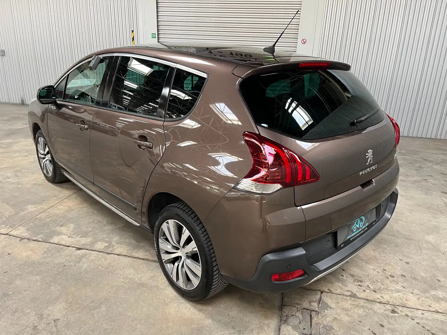 Peugeot 3008 1.2 PureTech Allure Half Leder Panoramadak PDC Bruin - 2
