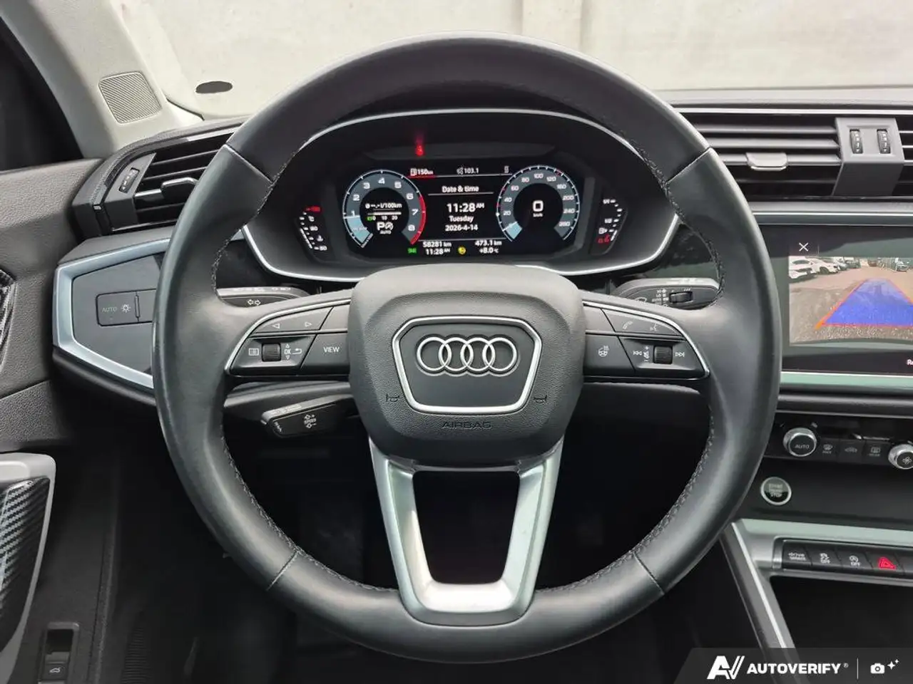 Audi Q3 снимка Audi Q3