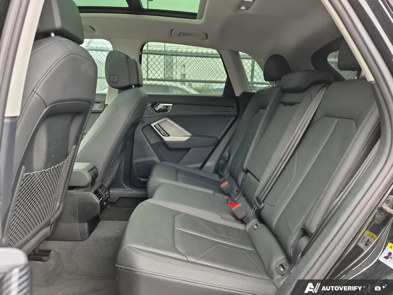 Audi Q3 снимка Audi Q3