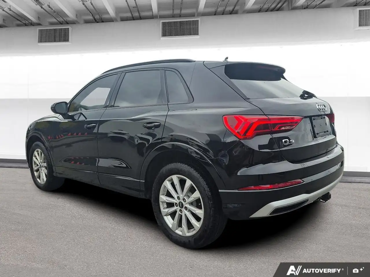 Audi Q3 снимка Audi Q3