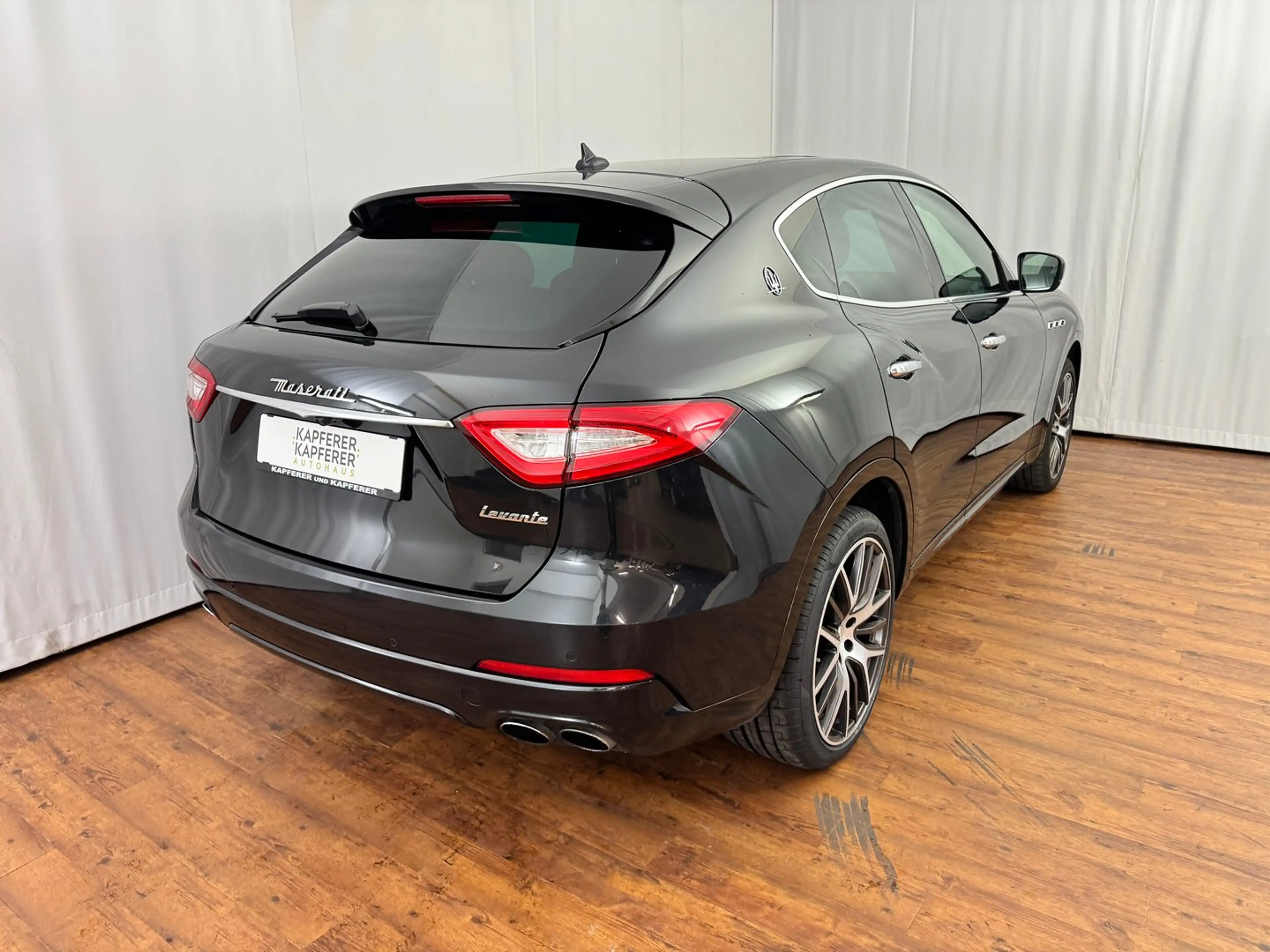 Maserati Levante S — photo 14