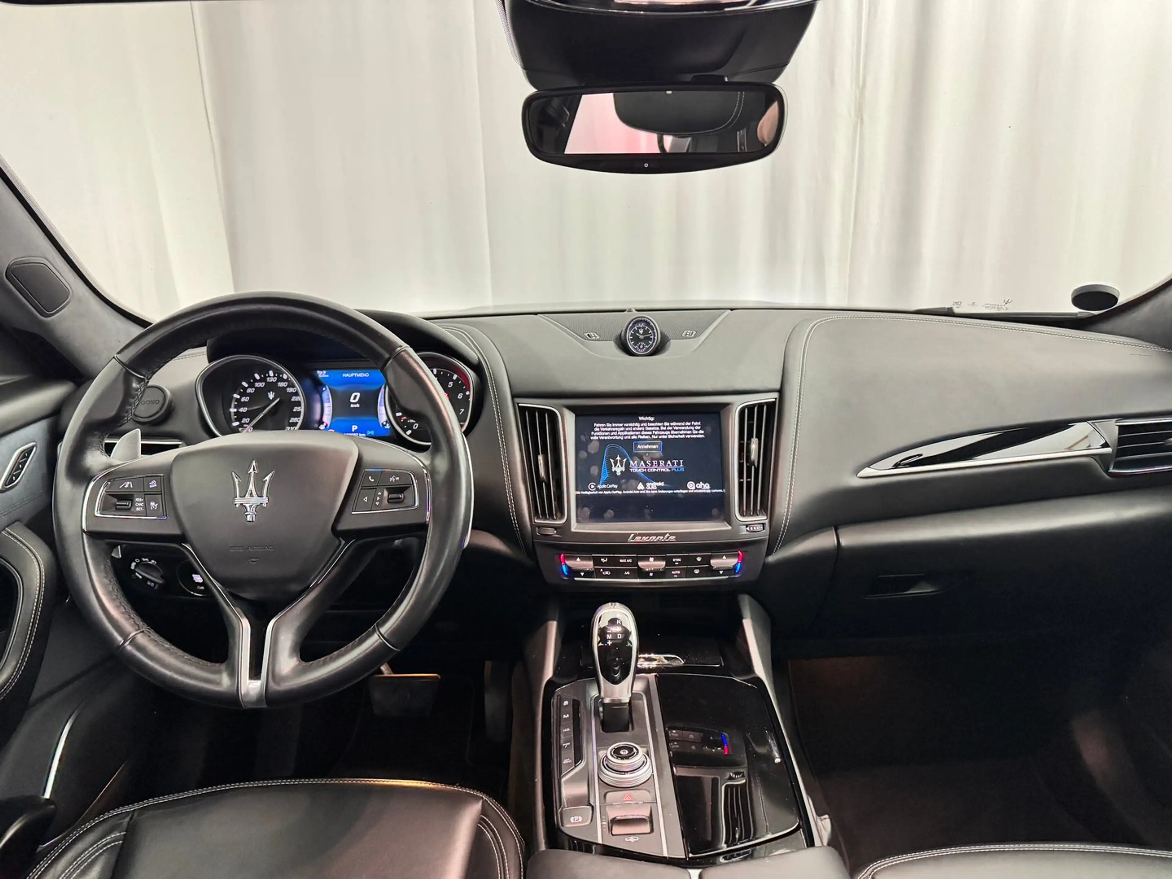 Maserati Levante S — photo 7