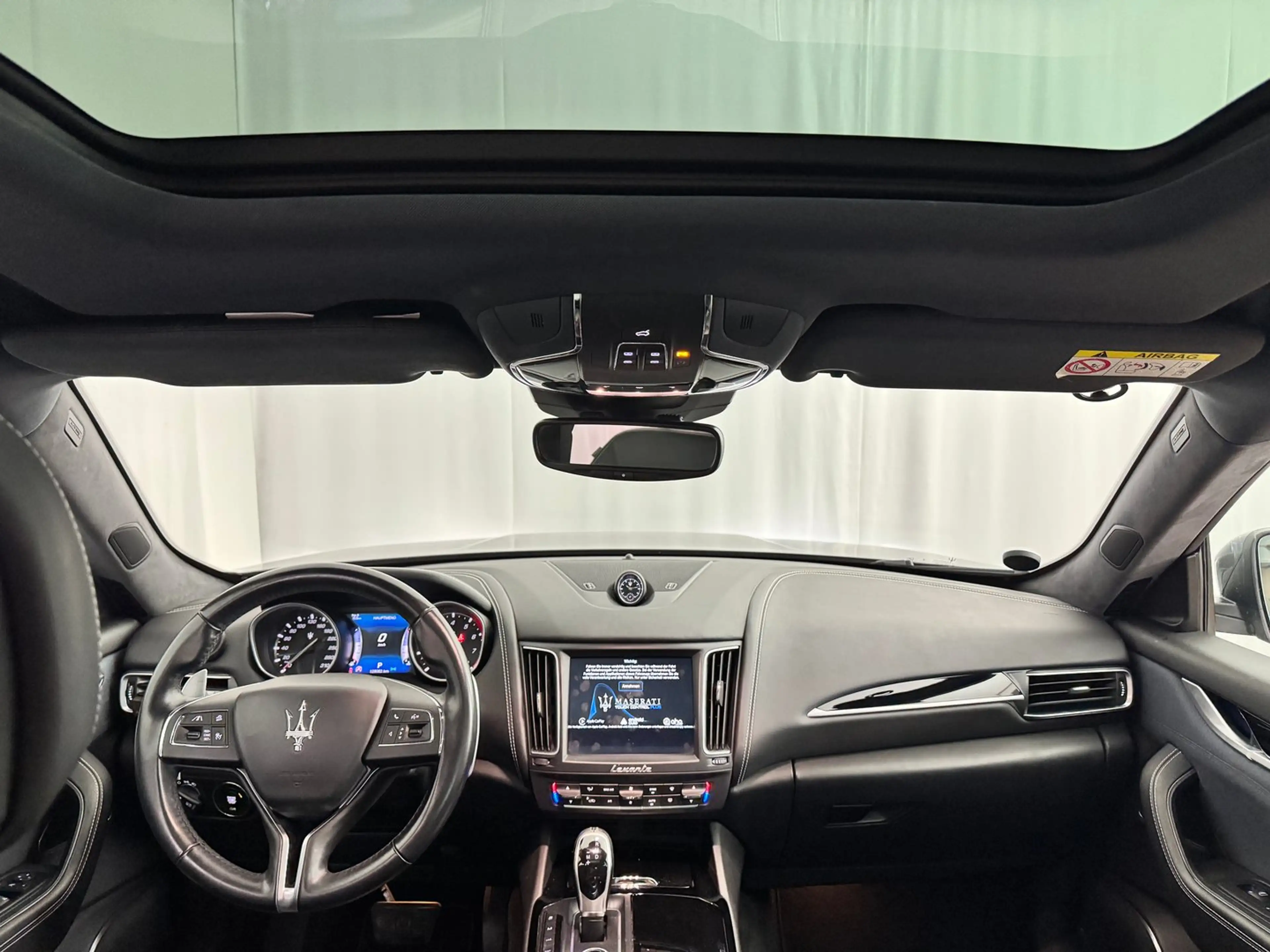 Maserati Levante S — photo 8