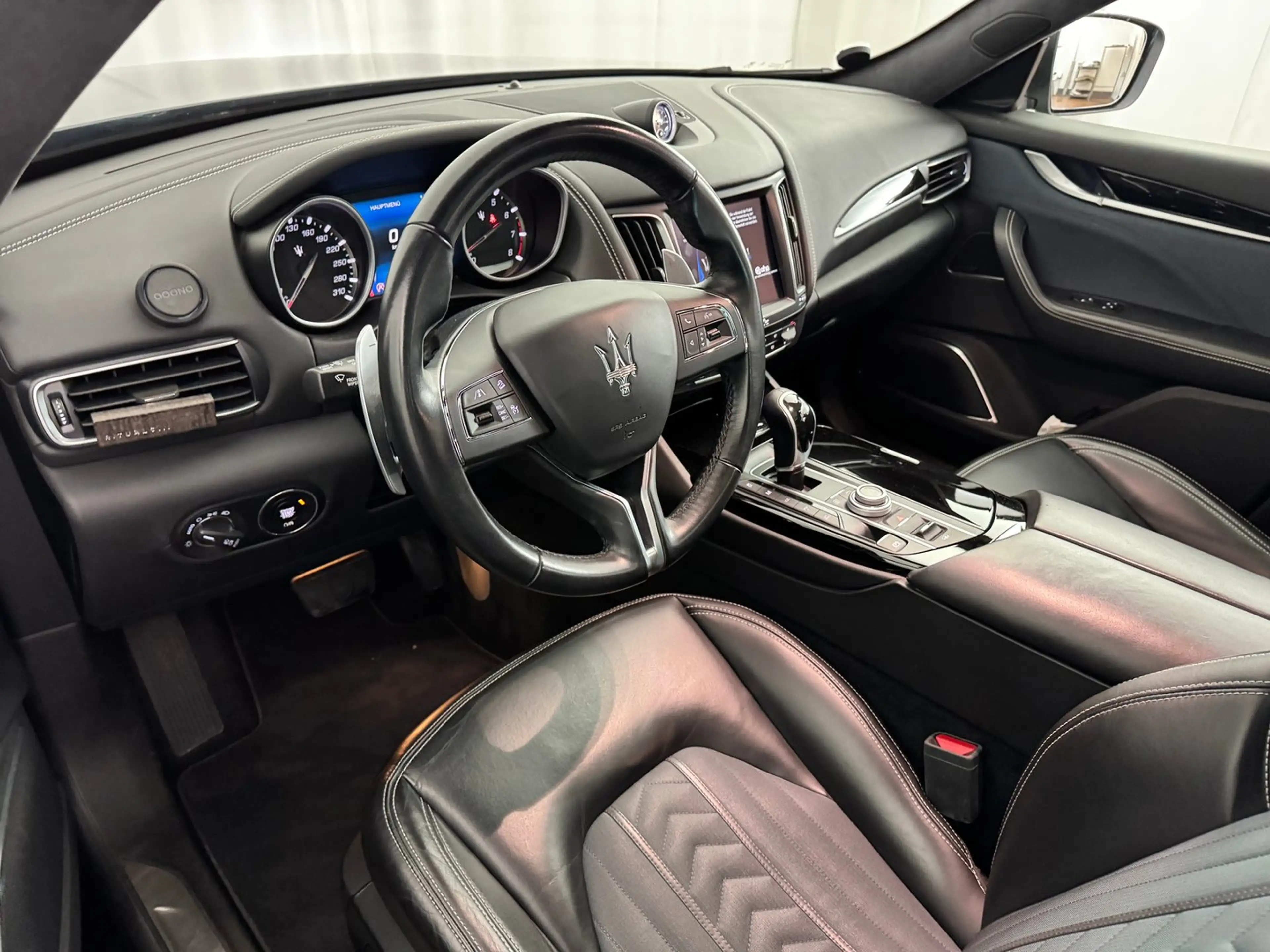 Maserati Levante S — photo 6