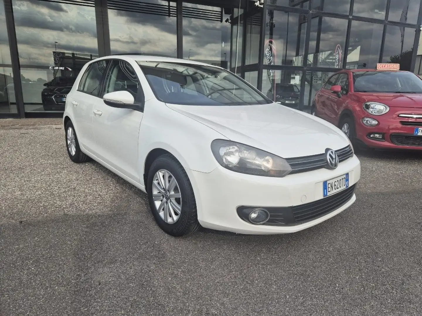 Volkswagen Golf 1.6 5p. Highline BiFuel Bianco - 2