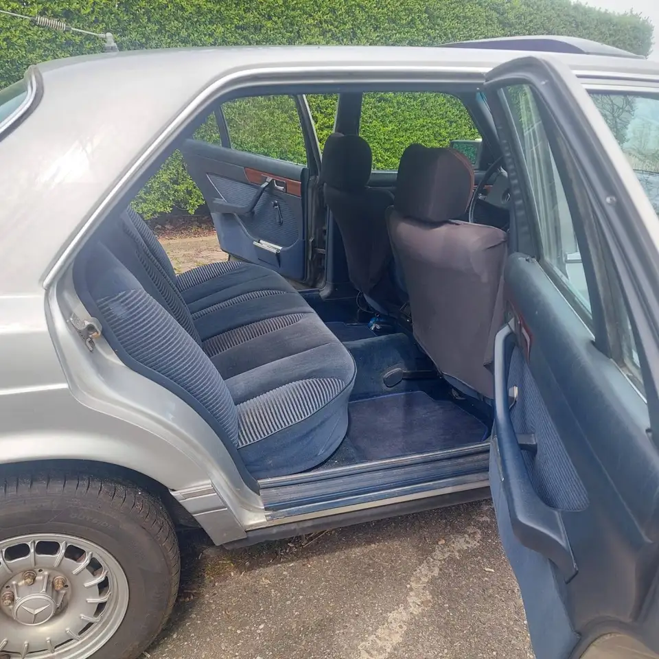 Mercedes-Benz 380 SEL, foto 8