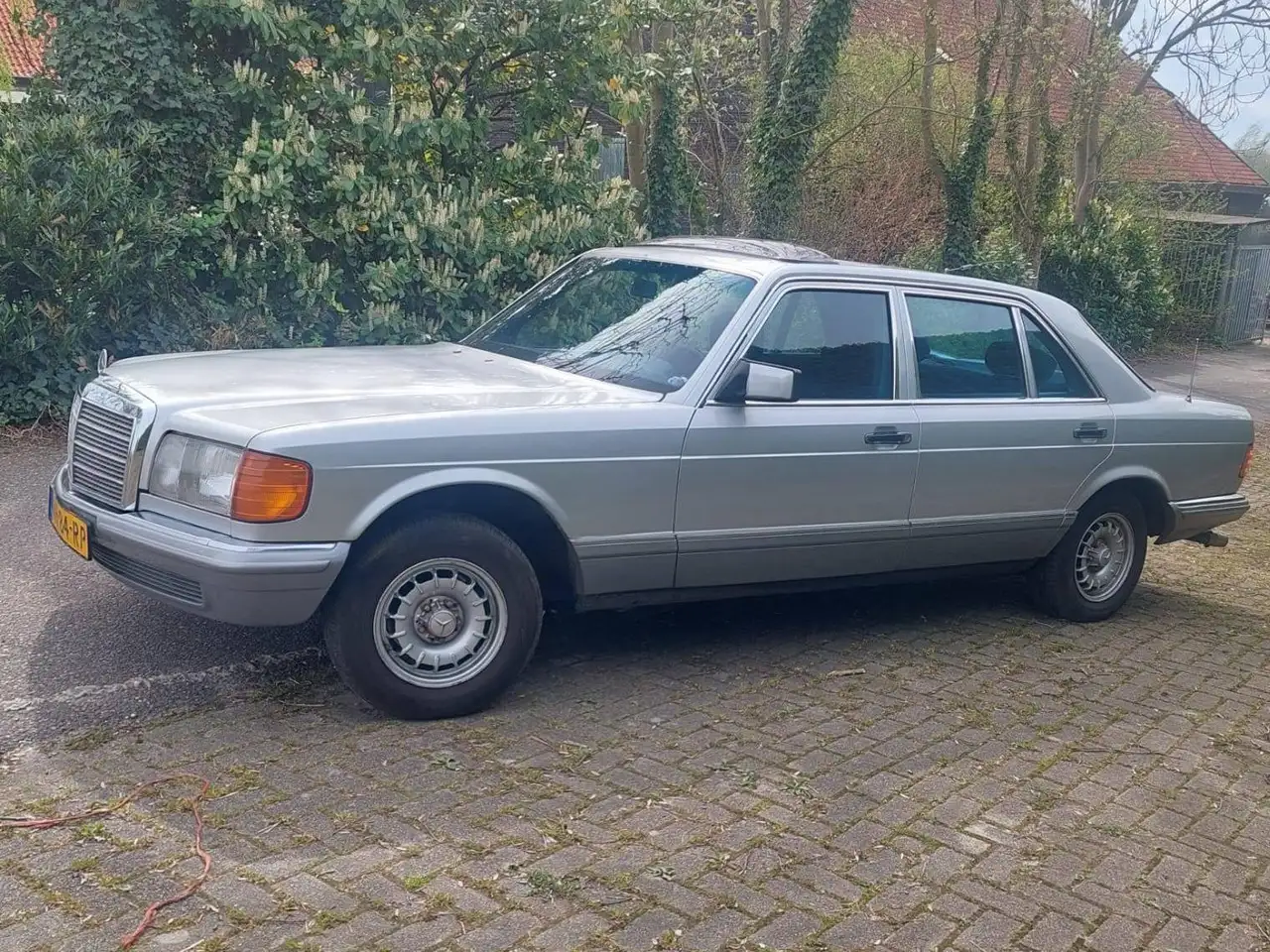 Mercedes-Benz 380 SEL, foto 2