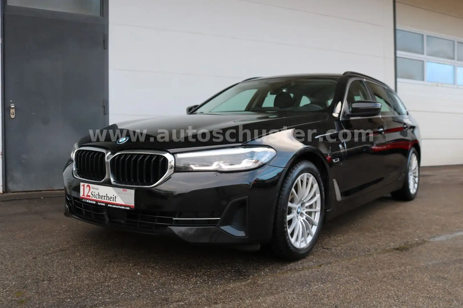 BMW 530 e Touring*Aktive Geschw.regelung+Stop&Go* Noir - 2