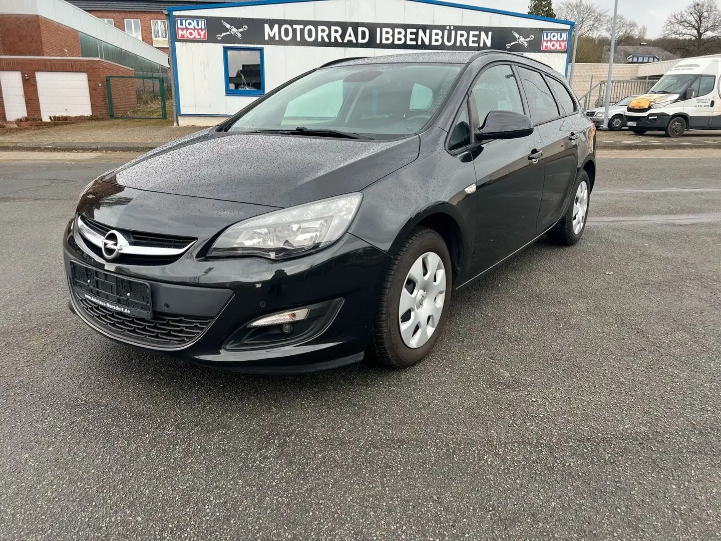 Opel Astra J Sports Tourer Style Negro - 1