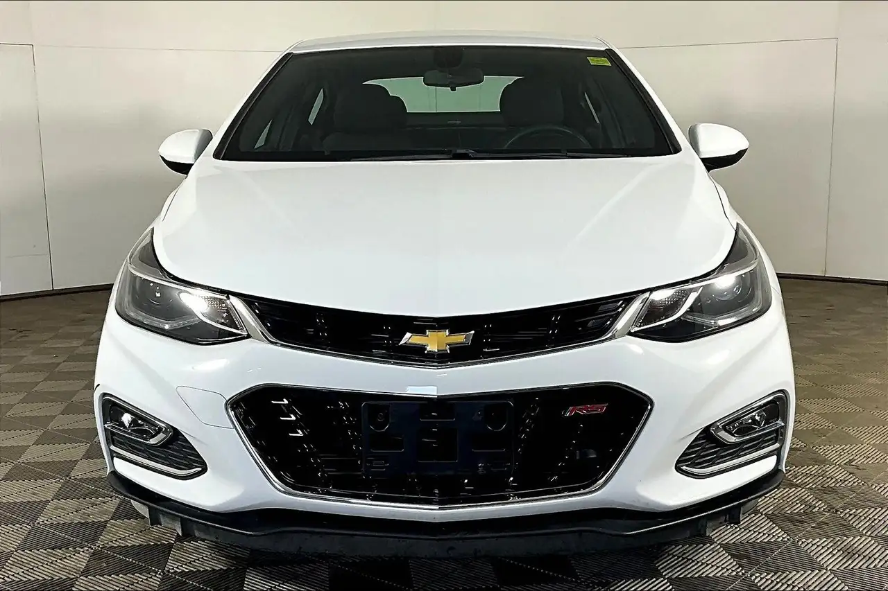 Chevrolet Cruze снимка Chevrolet Cruze