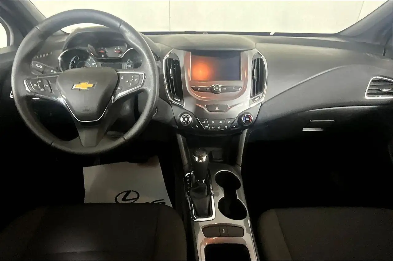 Chevrolet Cruze снимка Chevrolet Cruze