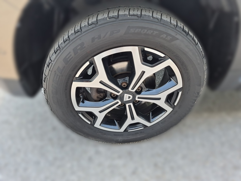 Dacia Duster DUSTER Prestige SCe 115 S&S 4WD — photo 5
