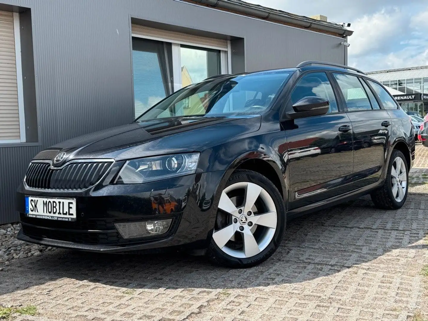 Skoda Octavia Combi Style AHK*BI-XENON*KLIMA*SitzHZ* Noir - 1