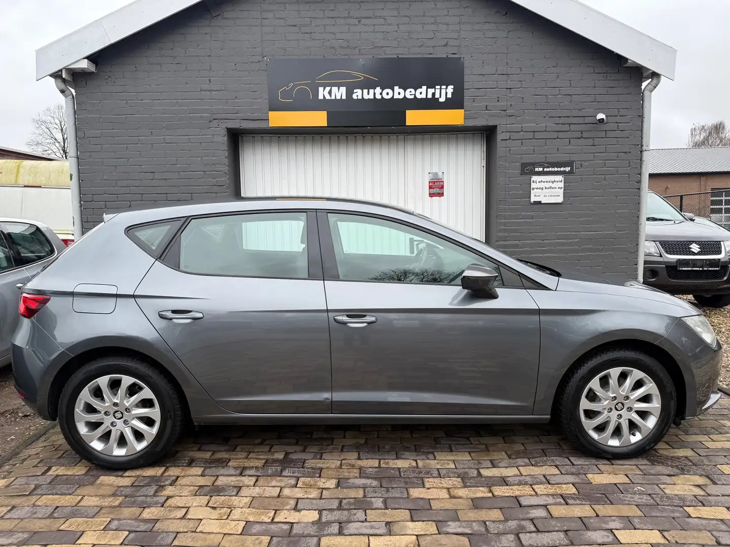 SEAT Leon 1.2 TSI Style*Clima*Nap*Cruise* Braun - 2