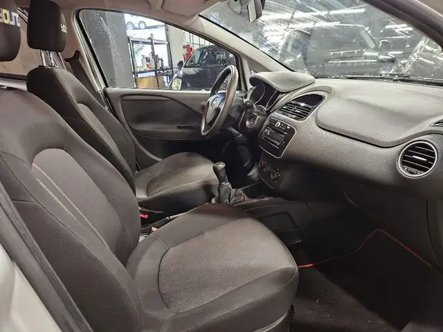 Fiat Punto view 12
