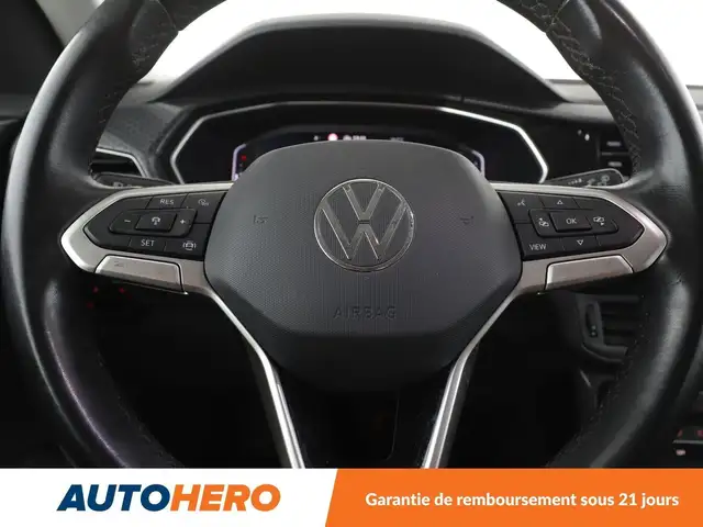 Volkswagen T-Cross view 19