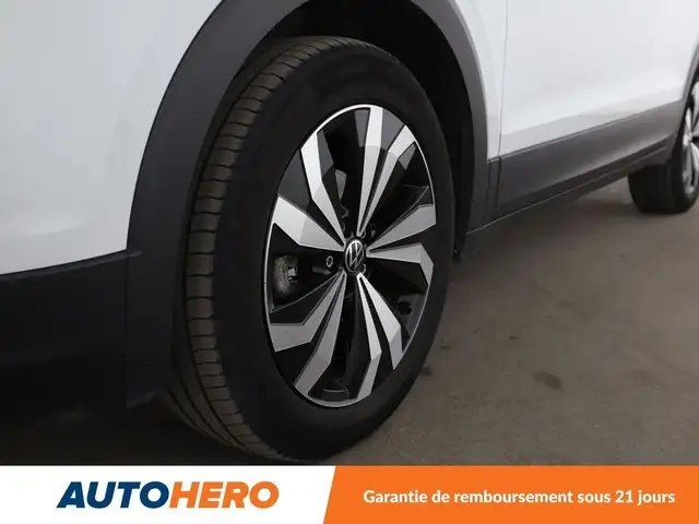 Volkswagen T-Cross view 29