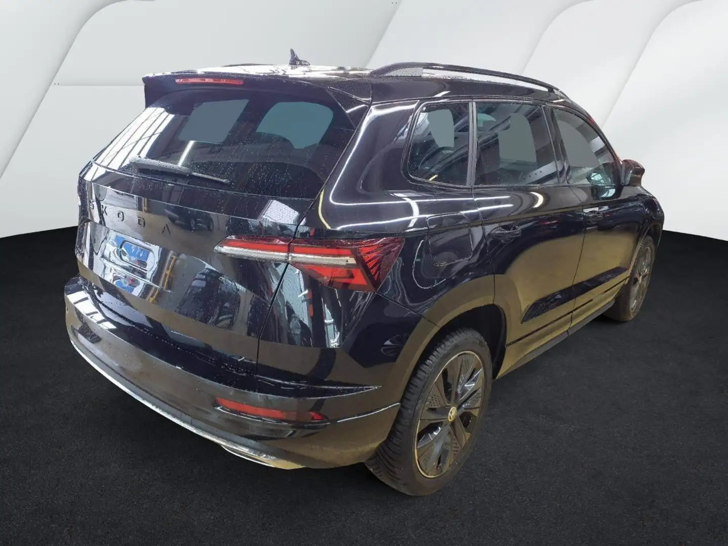 Skoda Karoq 1.5 TSI DSG SPORTLINE*PANO*AHK*KESSY*MATRI Schwarz - 2