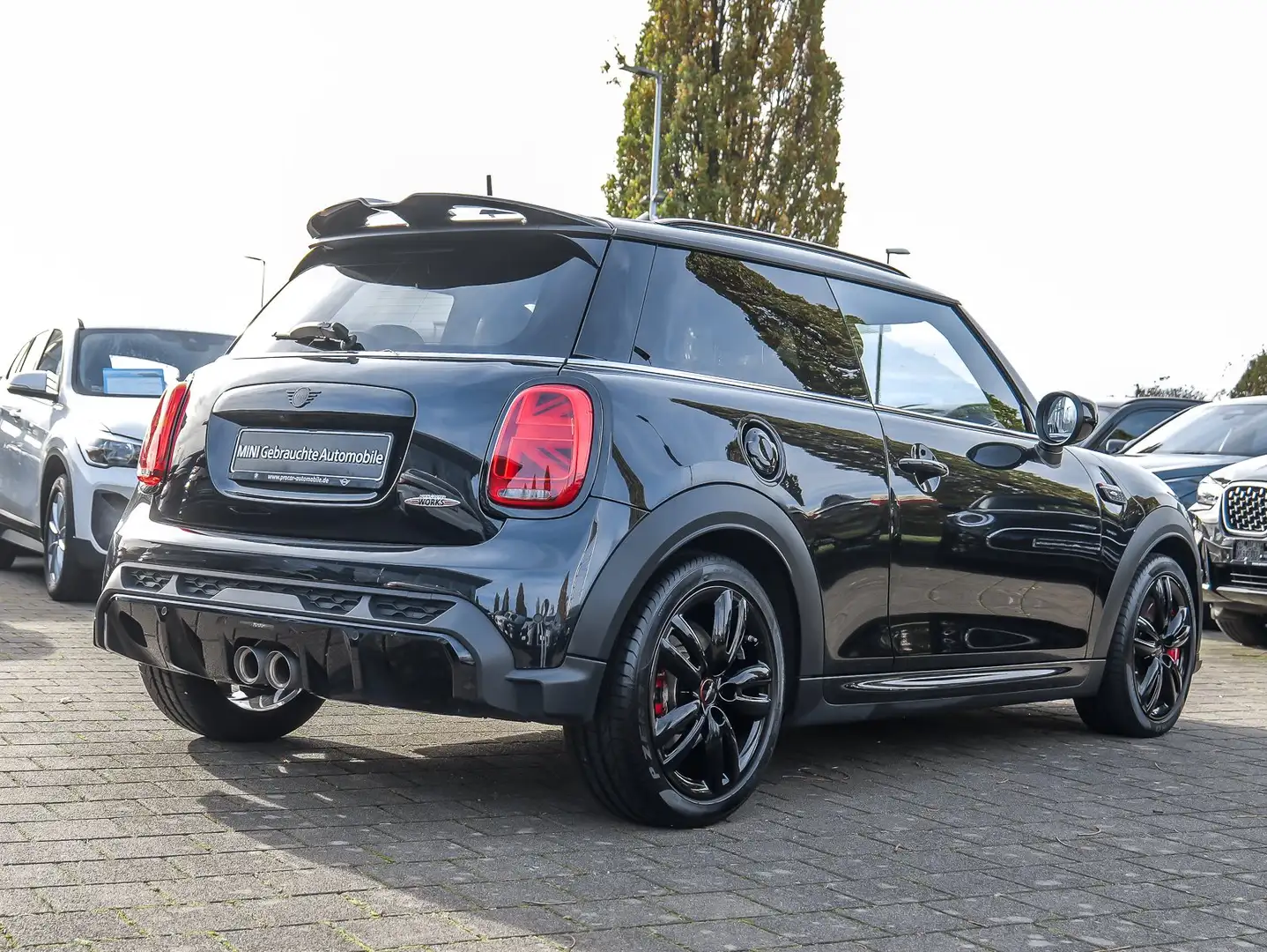 MINI John Cooper Works HUD PANO ACC RFK NAVI LED DAB Schwarz - 2