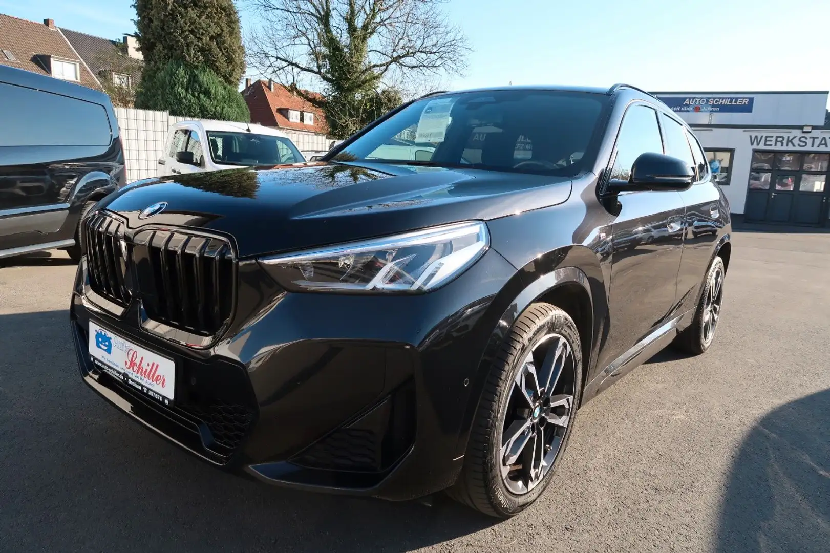 BMW X1 Baureihe X1 23 d xDrive M Sport#Live+Widescre Schwarz - 1