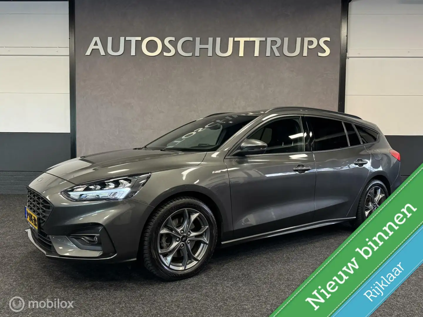 Ford Focus Wagon 1.0 EcoBoost Hybrid ST Line X Business Grijs - 1