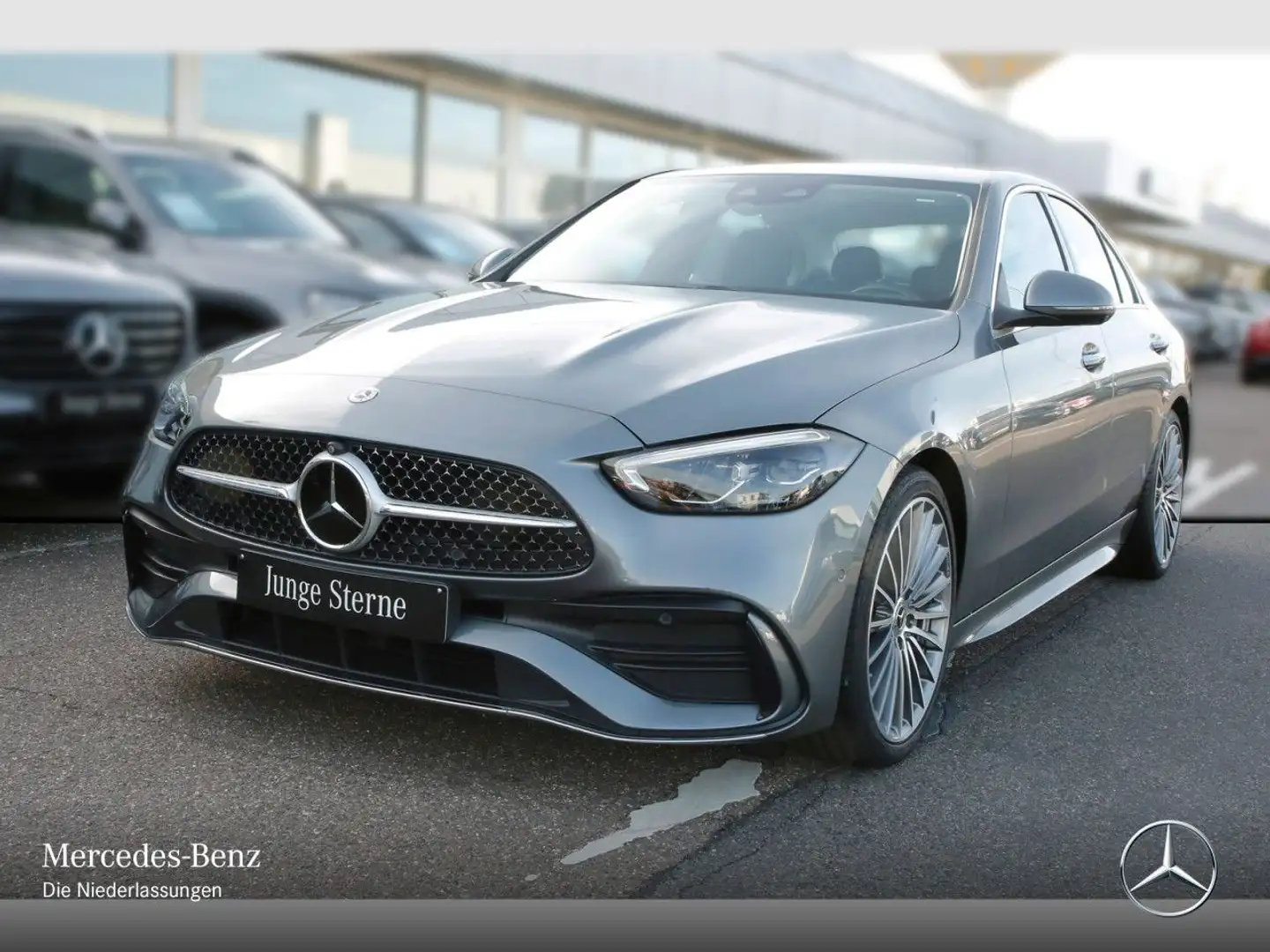 Mercedes-Benz C 180 AMG+360+AHK+LED+KEYLESS+9G Grau - 2