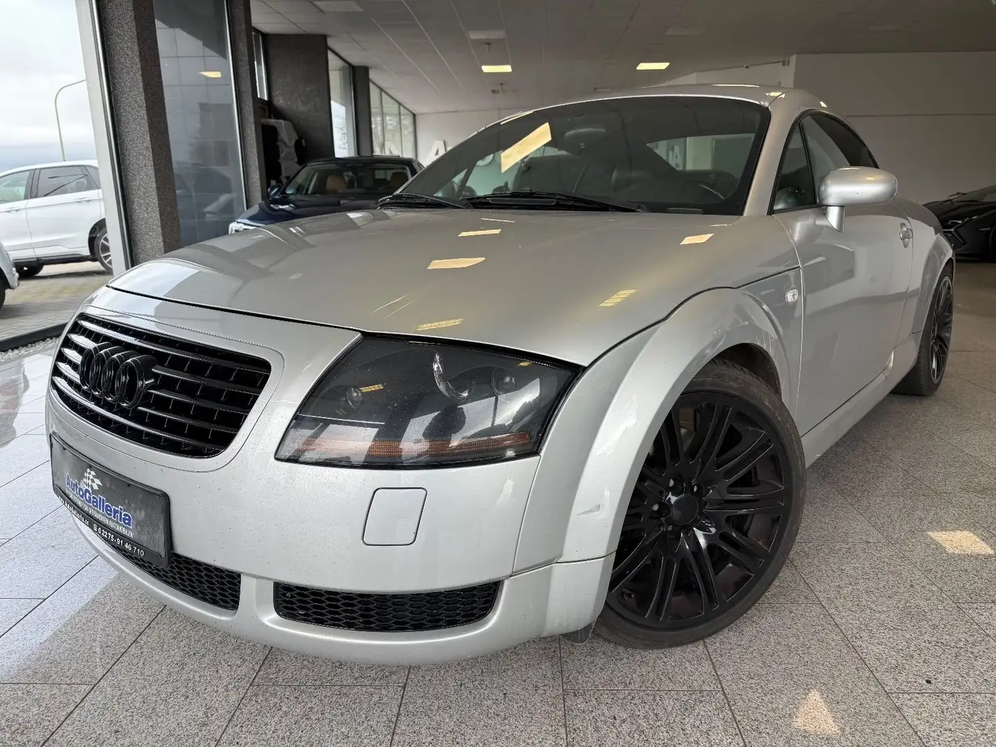 Audi TT 1.8 T Coupe quattro Klimaauto SHZ. Argent - 1