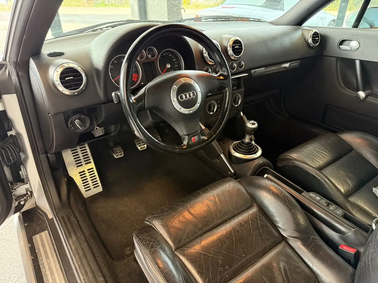 Audi TT 1.8 T Coupe quattro Klimaauto SHZ. Argent - 2