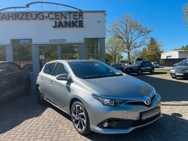 Toyota Auris Design Edition