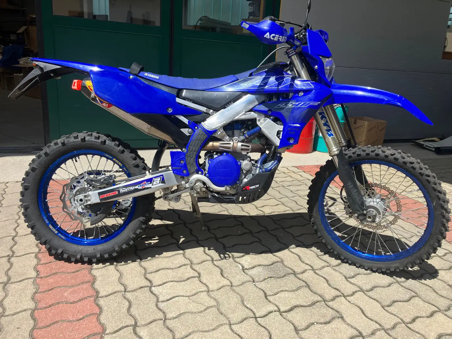 Yamaha WR 250 WR250F inkl. Straßenzulassung Deutschland Blauw - 1