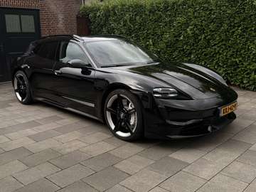Sport Turismo Turbo | Porsche Approved | Achterasbesturing | PSCB | Sport Chrono | Sunshine Control | 21" Mission E