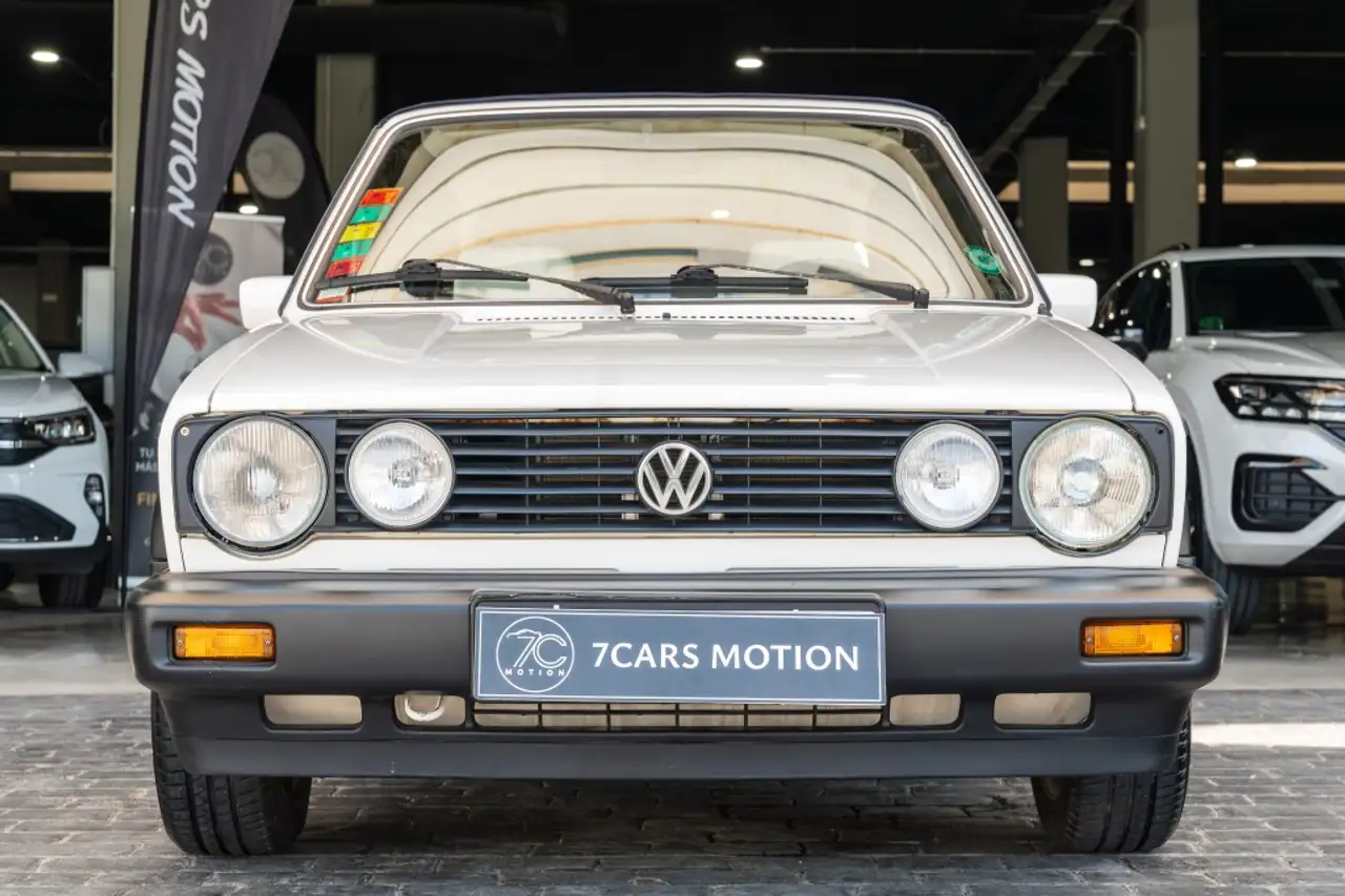 Volkswagen Golf Mk1 Cabrio, foto 2