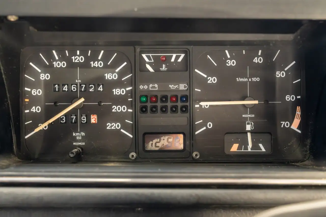 Volkswagen Golf Mk1 Cabrio, foto 12
