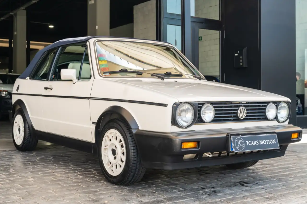 Volkswagen Golf Mk1 Cabrio, foto 1