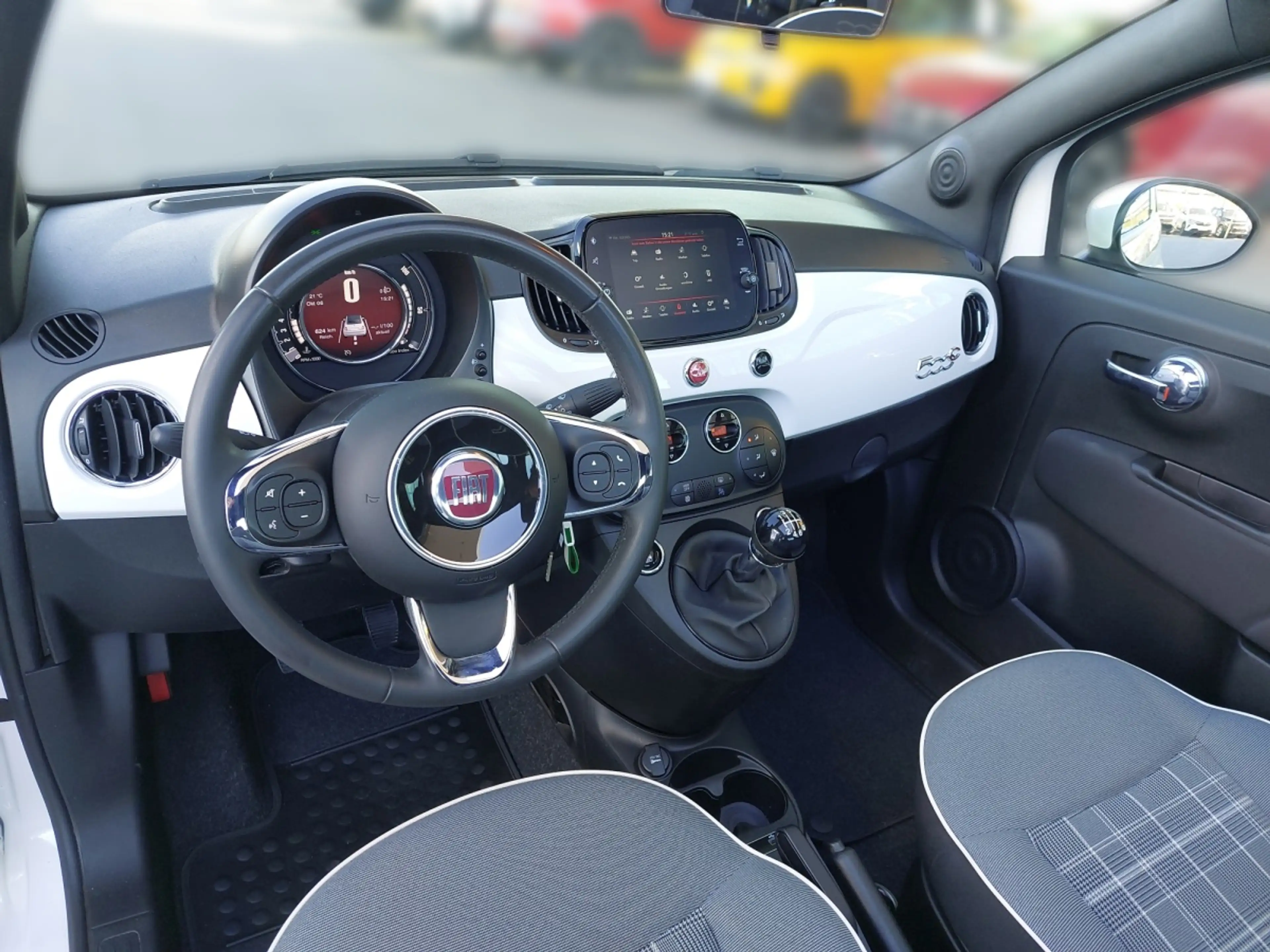 Fiat 500C FireFly Hybrid 70 Lounge — photo 4