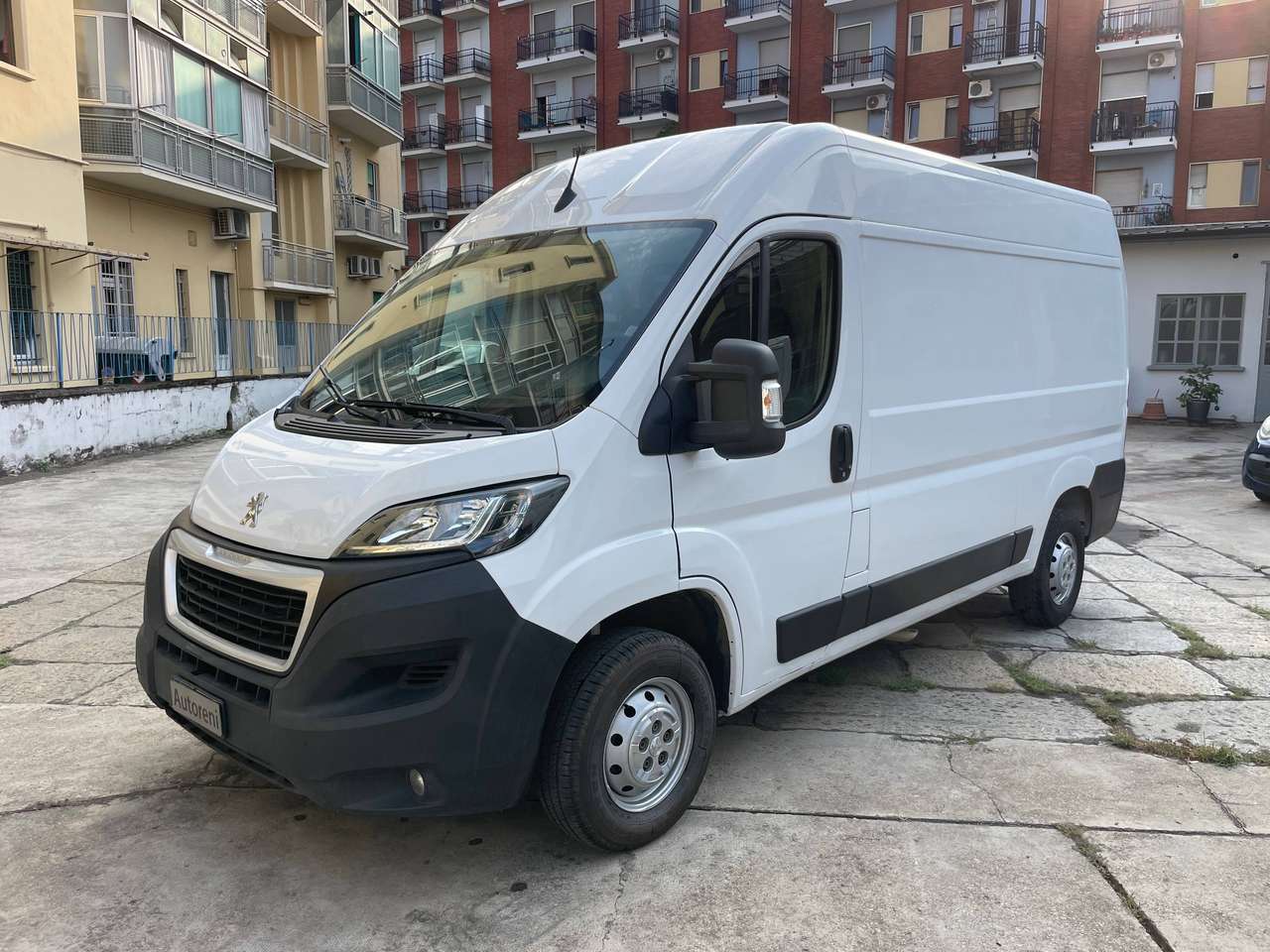 Peugeot Boxer 35 MH2 140 CV