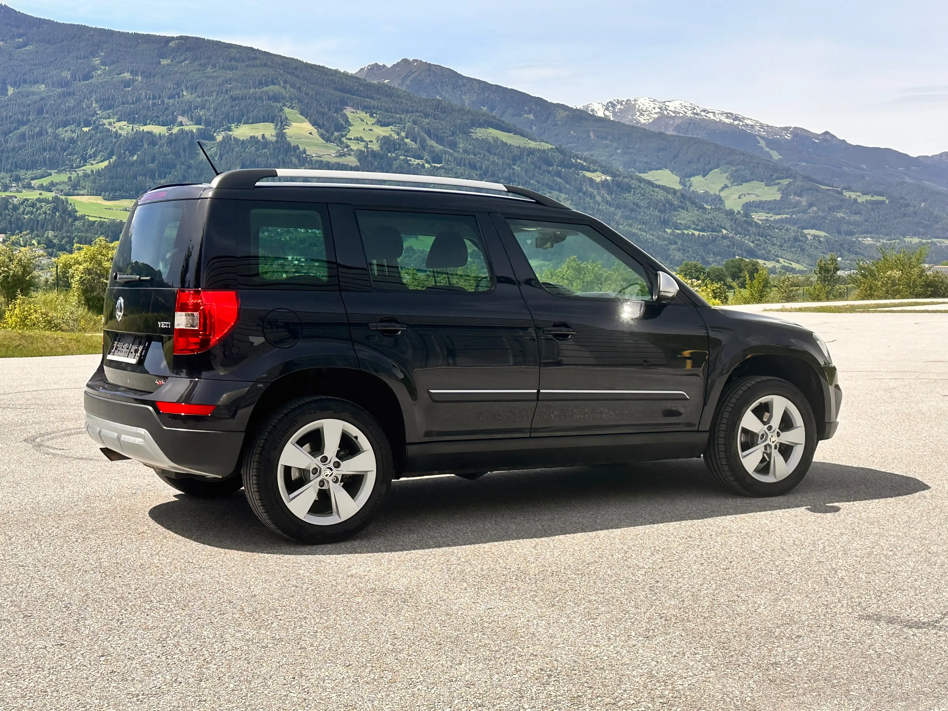 Skoda Yeti 2.0 TDI SCR Elegance Outdoor 4x4 / Klima / 135 tkm — photo 9