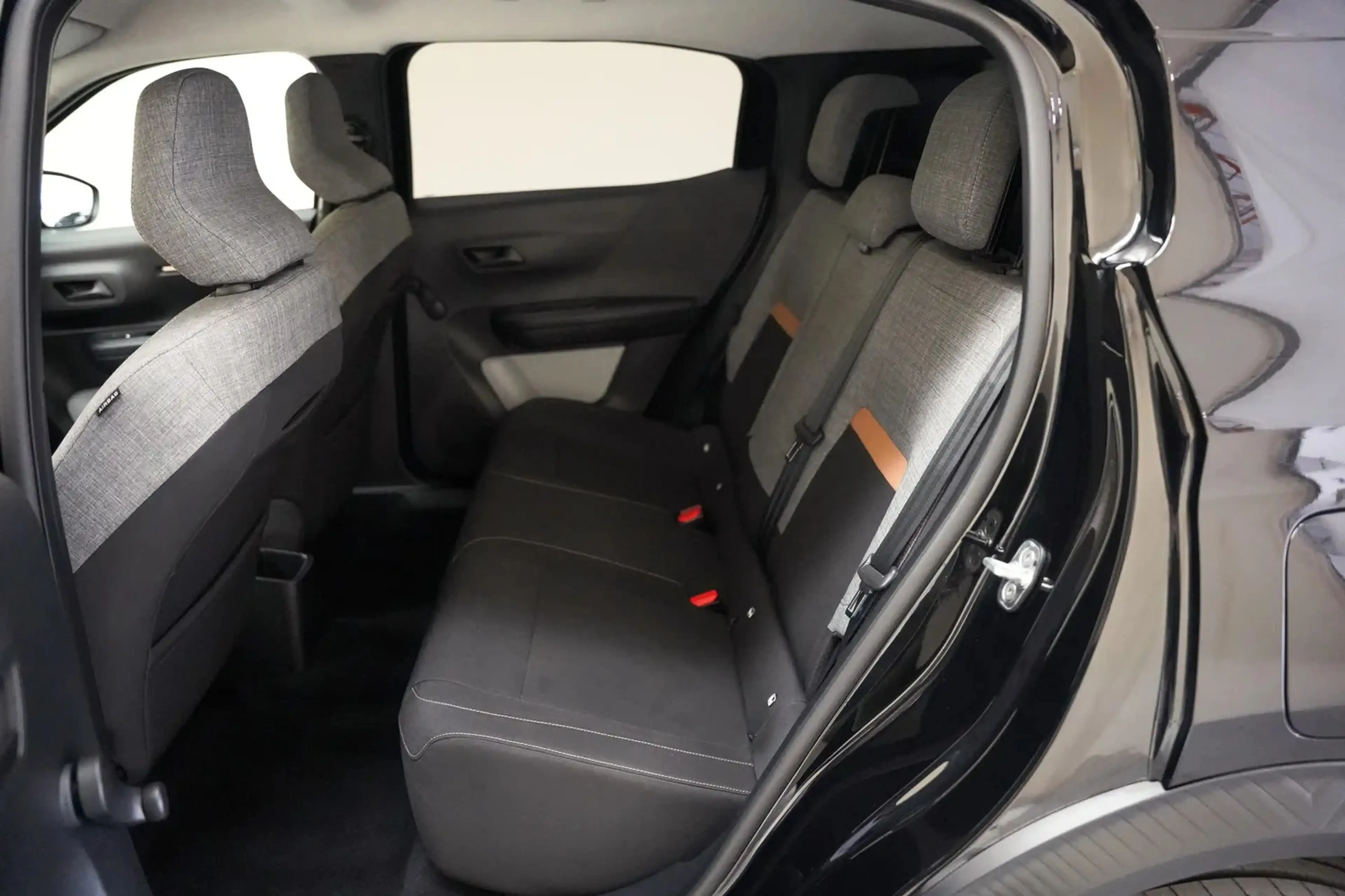 Citroen C3 Aircross E-C3 You 113pk 44 kWh 3-Fase [ LED Airco Cruise PD — photo 10