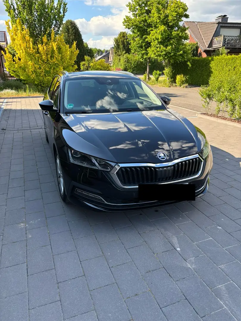 Skoda Octavia First Edition Schwarz - 1