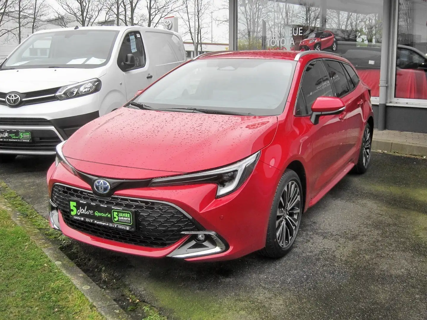 Toyota Corolla Touring Sports 1.8 Hybrid KlimaA., Kam. Rouge - 2